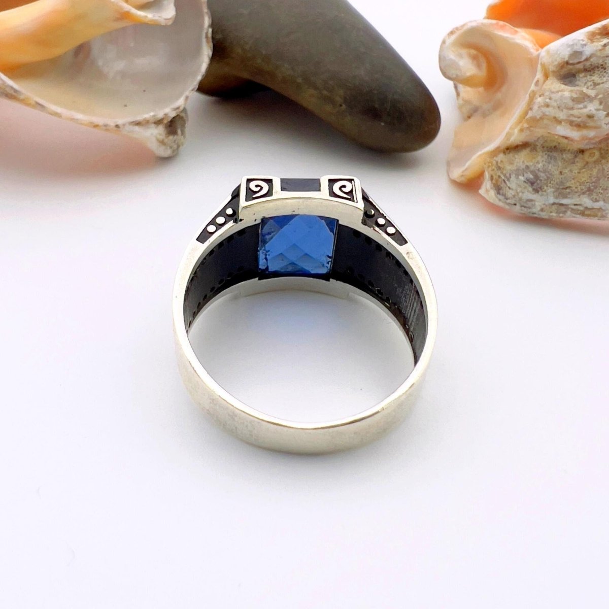 Blue Sapphire Minimalist Ring Men's Jewelry - TryAladdin