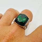 Elegant Emerald Men's Ring - TryAladdin