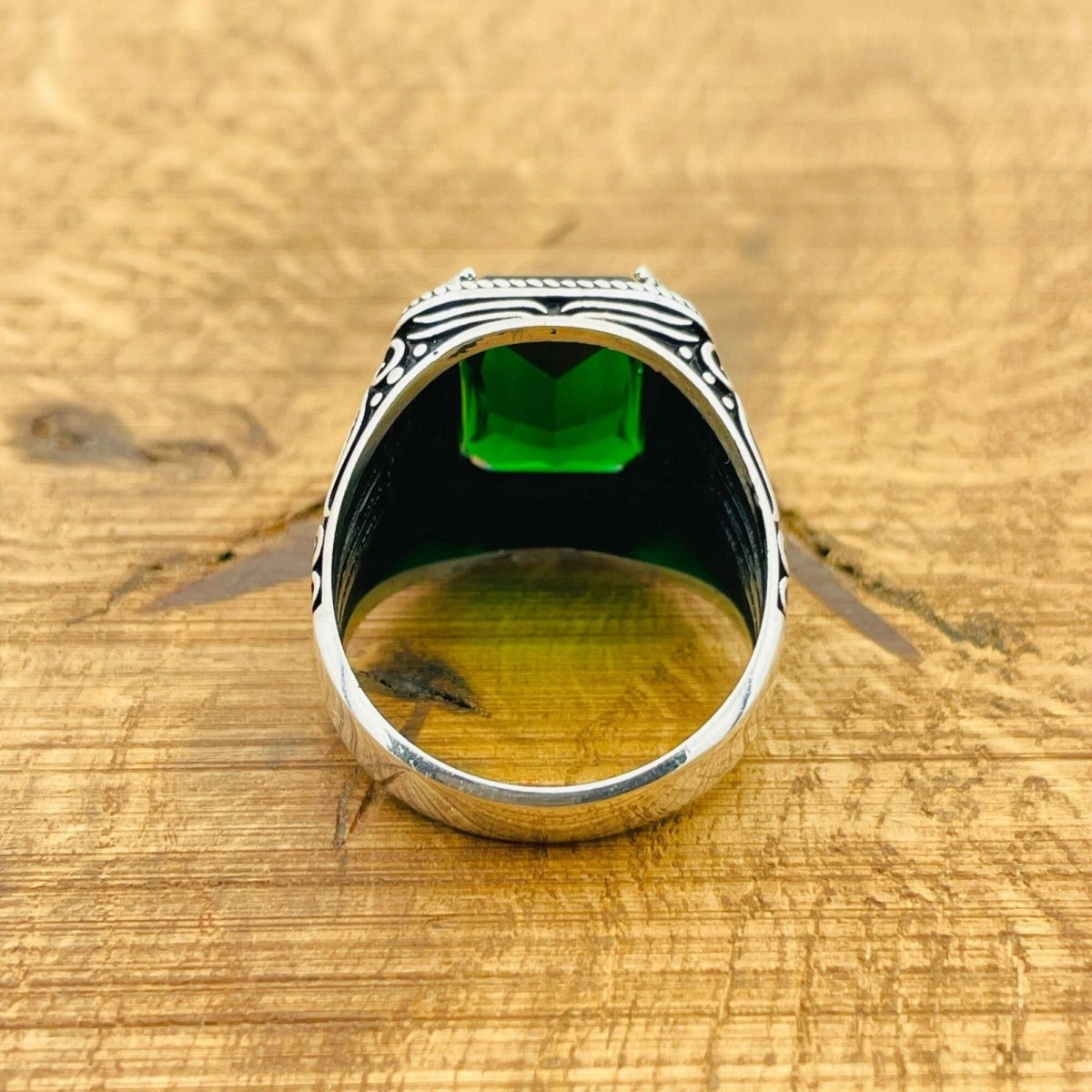 Green Stone Silver Ring - TryAladdin