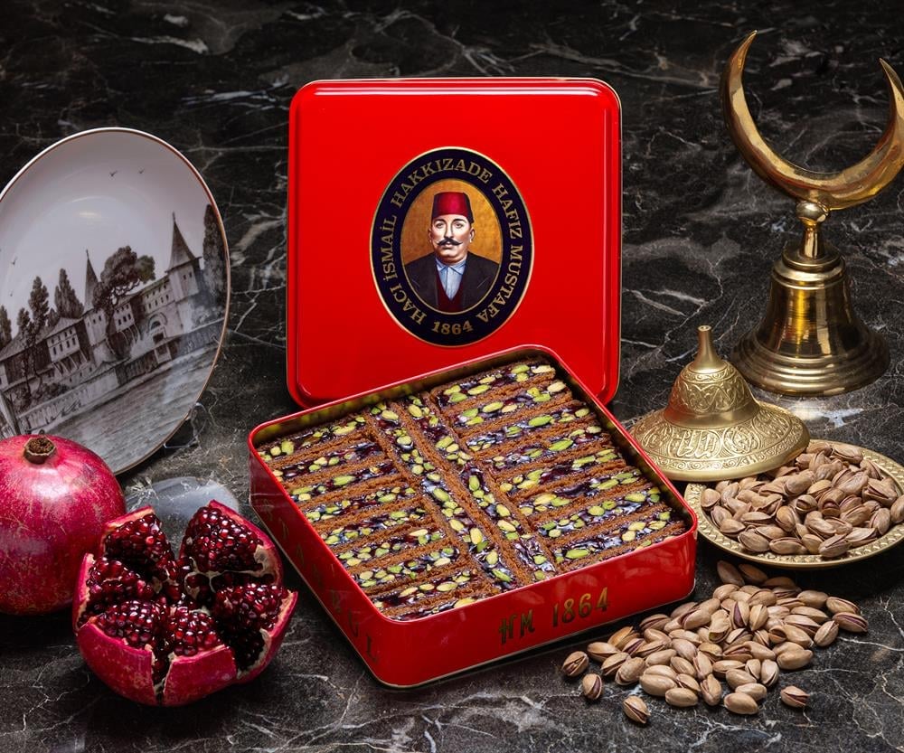 Hafiz Mustafa 1864 | Ottoman Kadayif with Pomegranate - TryAladdin