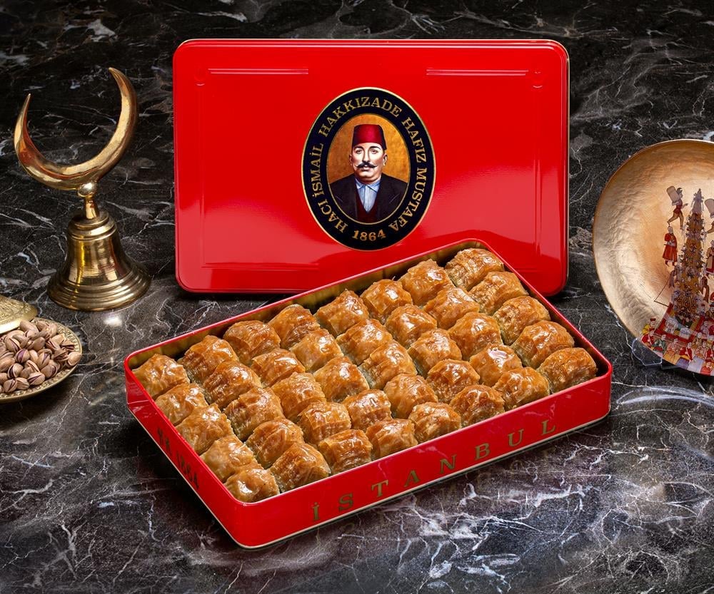 Hafiz Mustafa | Pistachio Dry Baklava (Extra Large Box) - TryAladdin