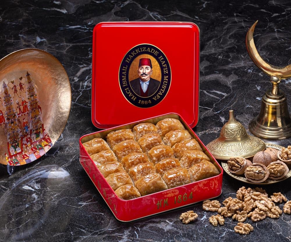 Hafiz Mustafa | Walnut Classic Baklava (Small Box) - TryAladdin