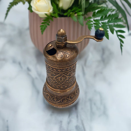 Lavina | Spice/Coffee Grinder Traditional Ottoman Style Copper (10 cm) - TryAladdin