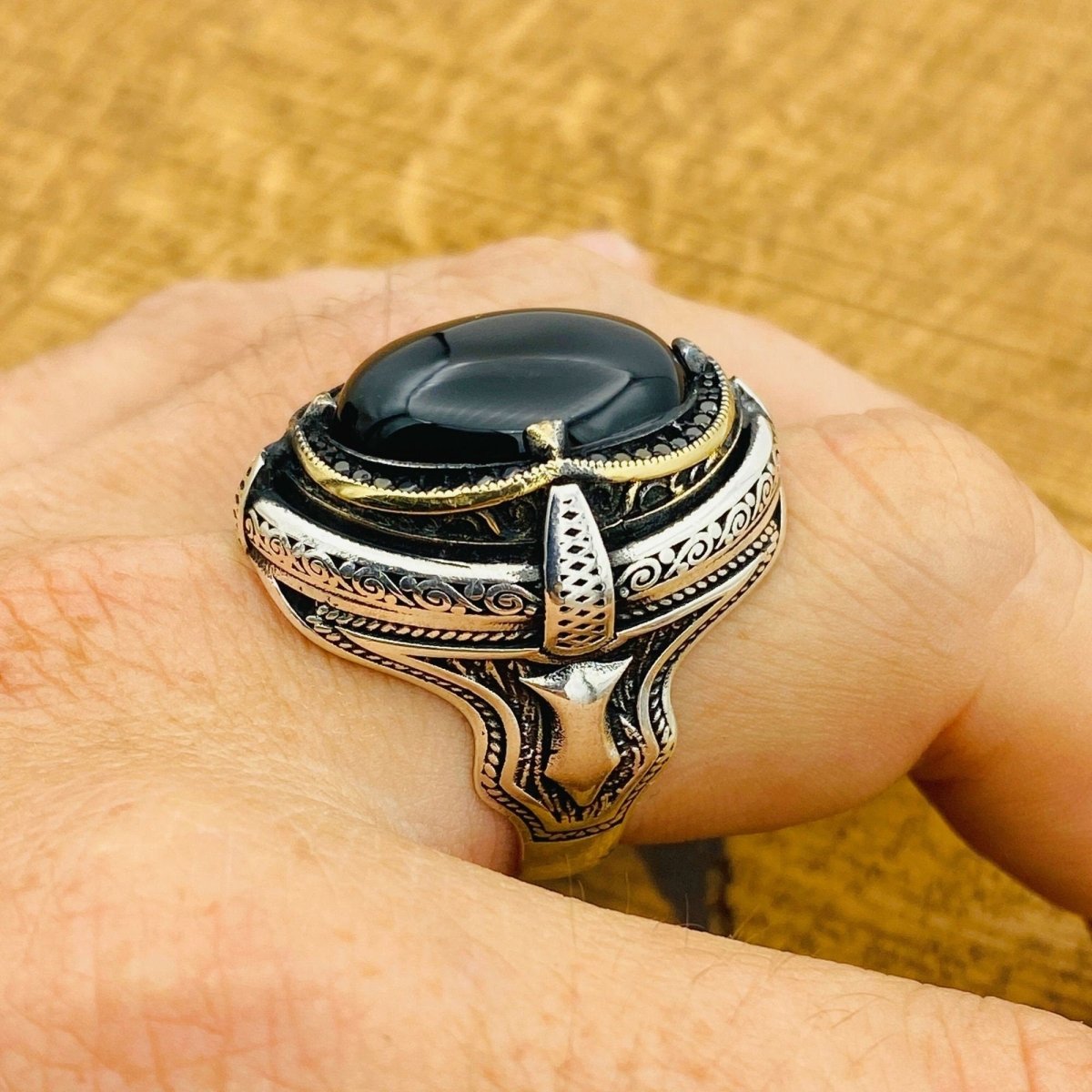 Men Black Onyx Silver Ring - TryAladdin