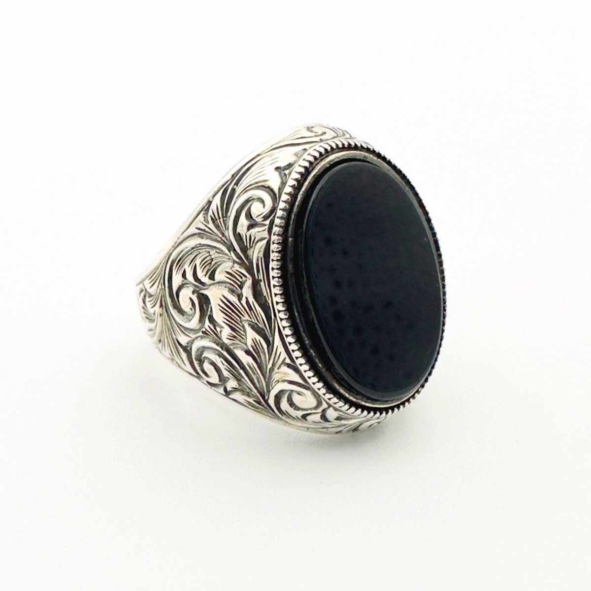 Men Handmade Ring - TryAladdin