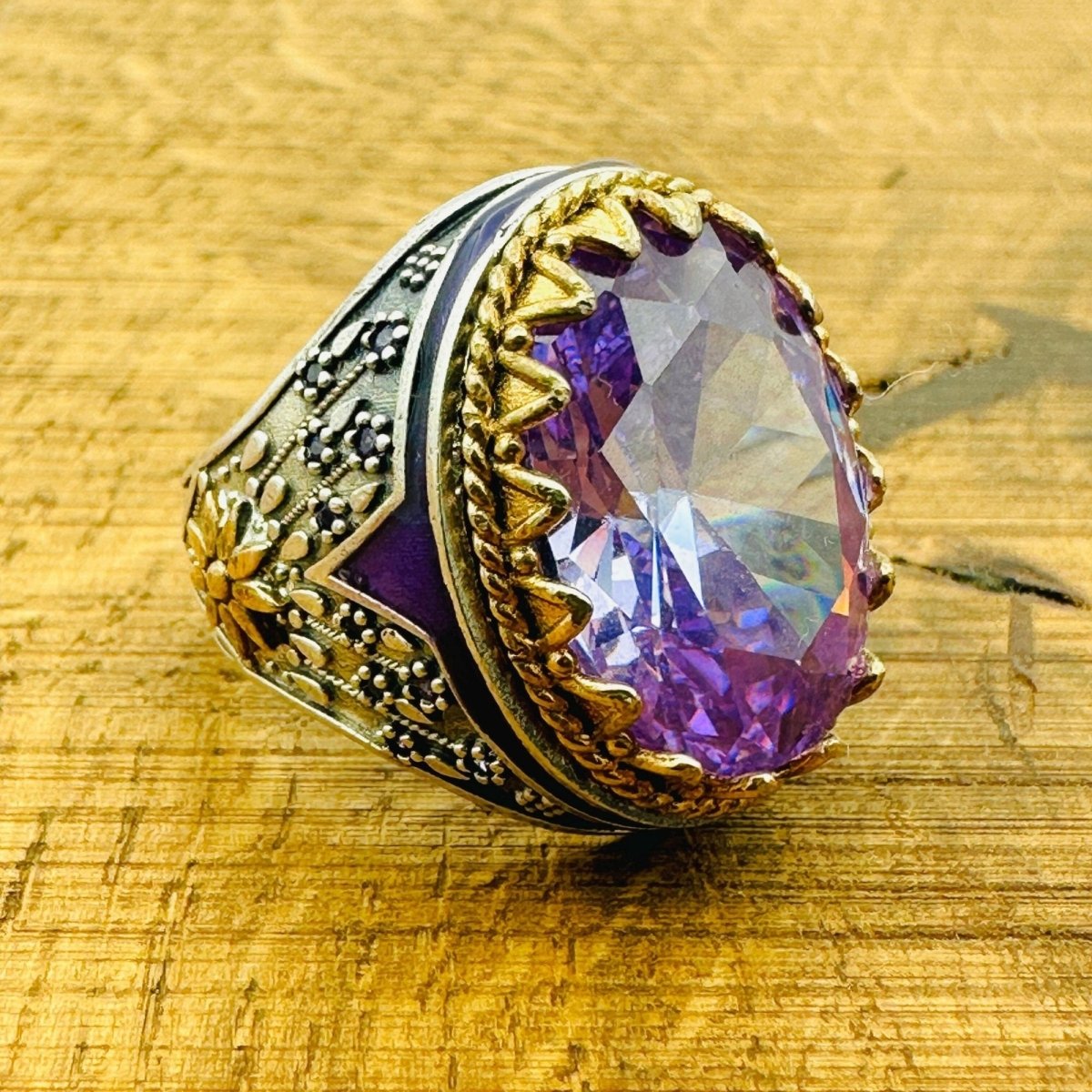 Men’s Amethyst Oval Ring - TryAladdin