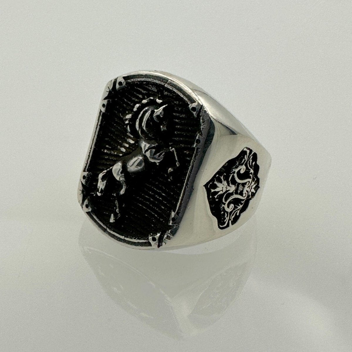 Men's Animal Horse Design Silver Ring - TryAladdin