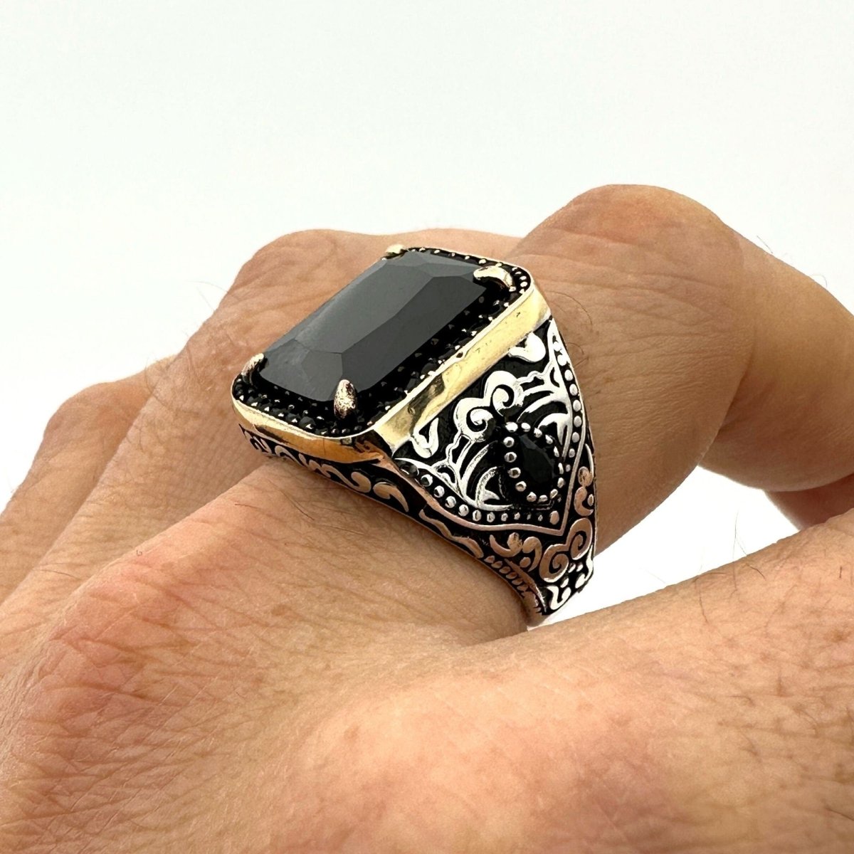 Men's Black Onyx Ring - TryAladdin