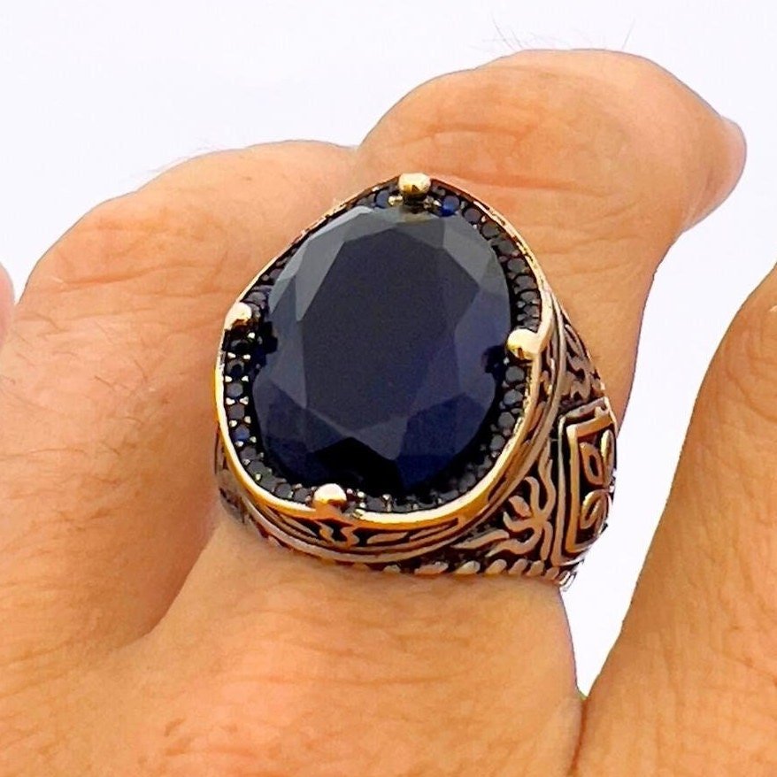 Men's Blue Sapphire Stone Silver Ring - TryAladdin