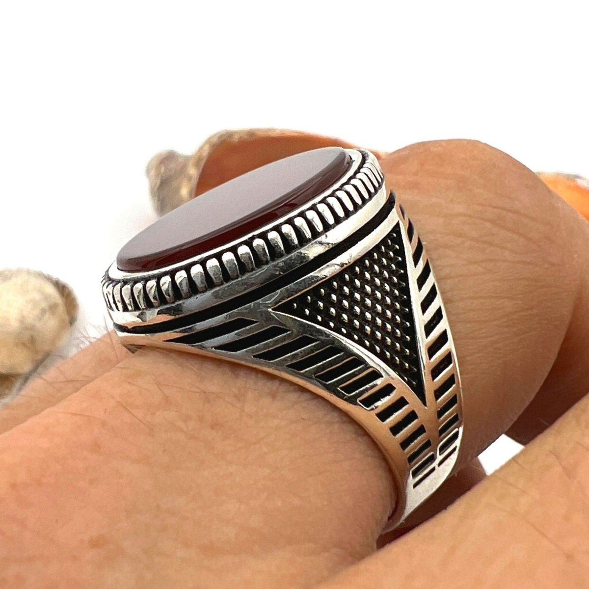 Men's Red Agate Stone Silver Ring - TryAladdin