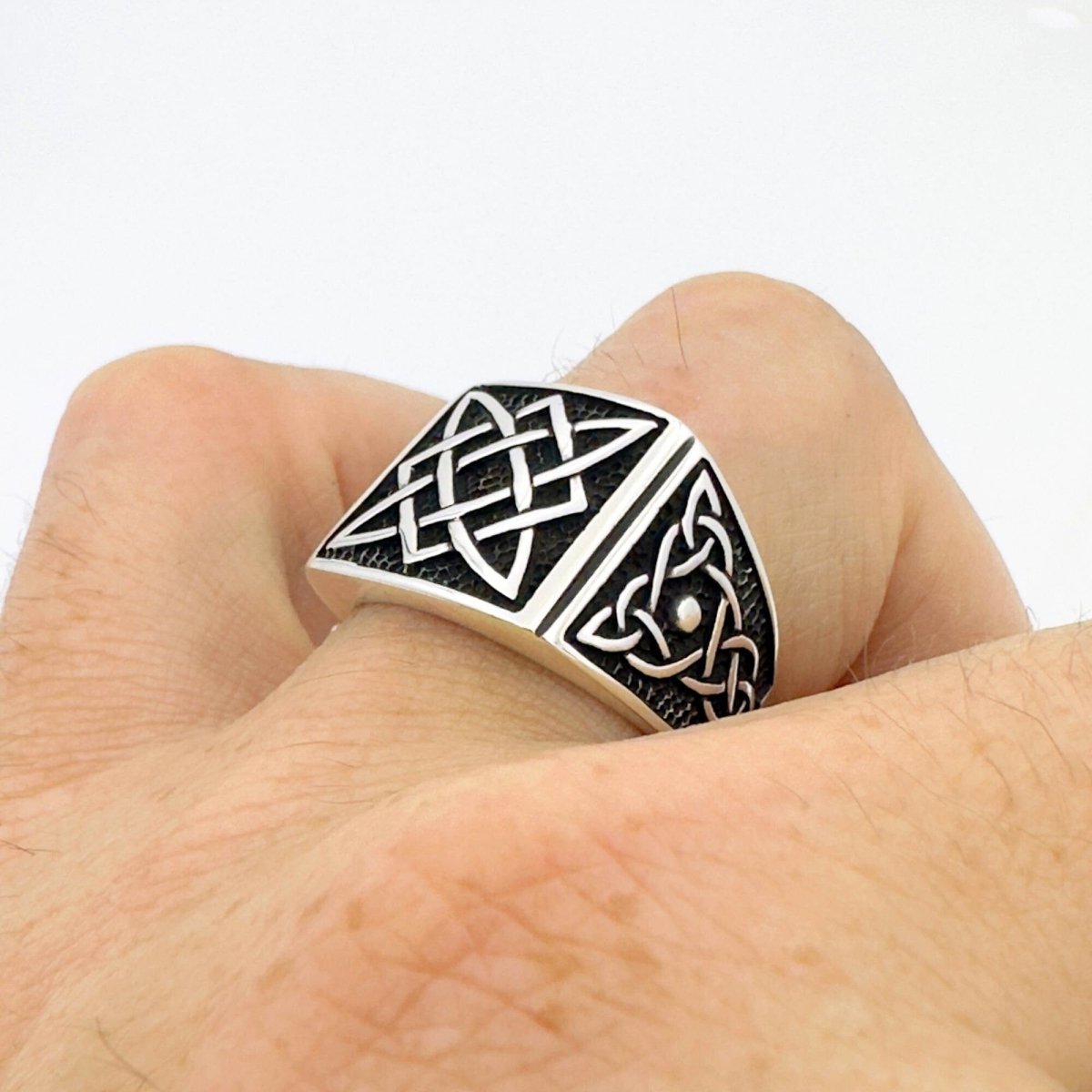 Men's Sterling Silver Handmade Ring - TryAladdin