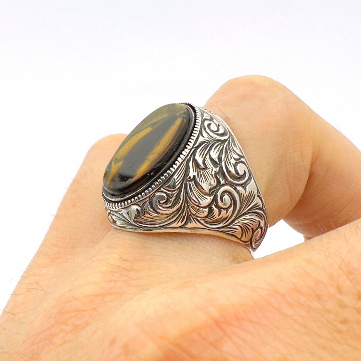 Men's Tiger Eye Silver Ring - TryAladdin