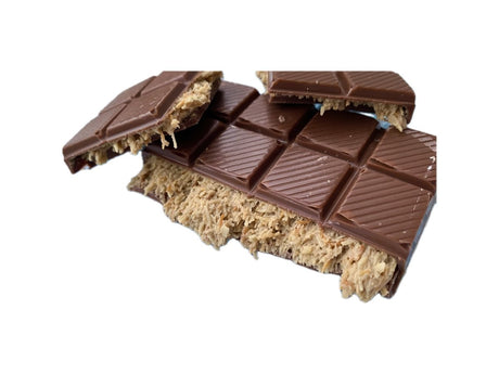 Peanut Praline Dubai Chocolate Bar – Crispy & Nutty Delight - TryAladdin