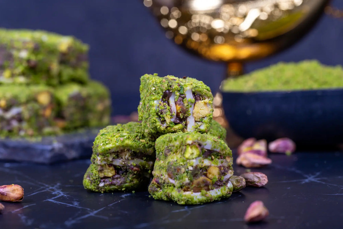 Sukru Efendi 1935 | Luxury Baklava Turkish Delight - Covered with Powdered Pistachio, Stuffed with Cocoa Cream and Pistachio - TryAladdin