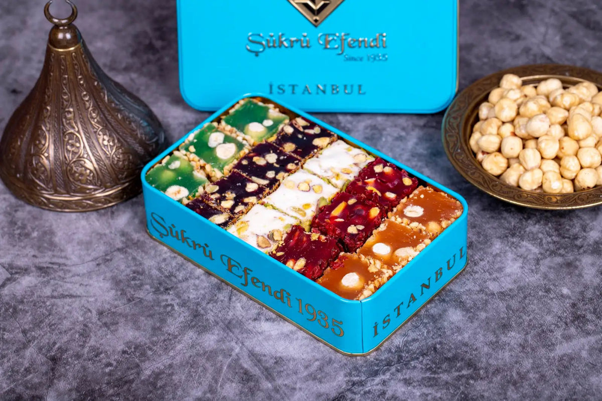 Sukru Efendi 1935 | Mix Turkish Delight Squares with Pistachio and Hazelnut in Gift Metal Box - TryAladdin