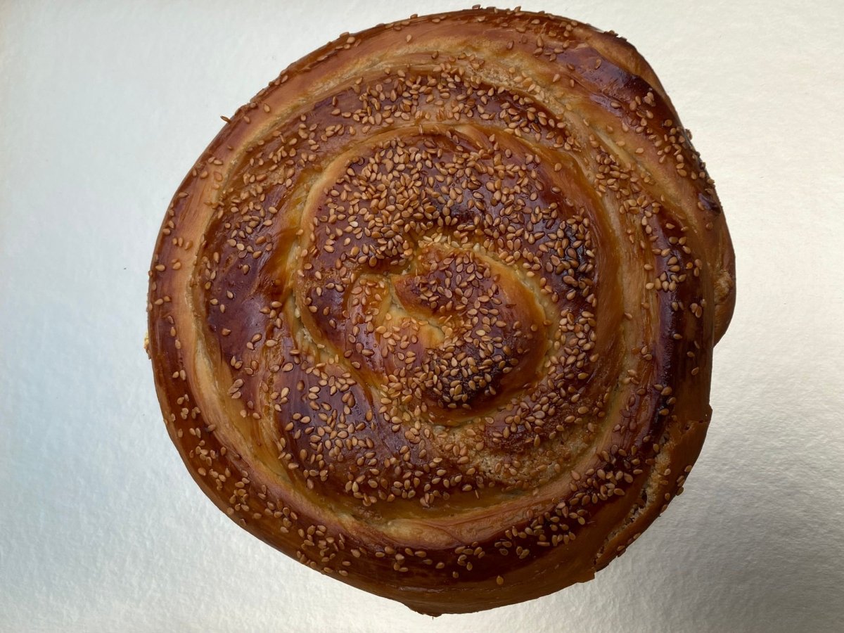 Turkish Pastry with Tahini and Sesame - Tahinli Corek - TryAladdin