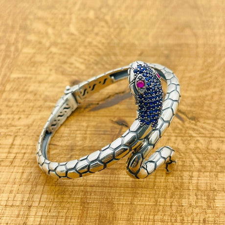 Women's Blue Sapphire Snake Bracelet - TryAladdin